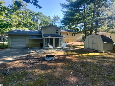 5444 8th St, Au Gres, MI 48703 photo 4