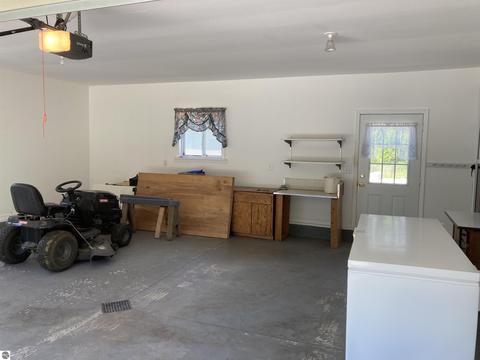 805 Sensabaugh Rd, Lupton, MI 48635 photo 24