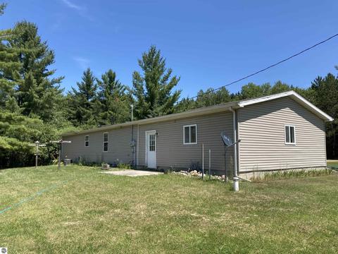 805 Sensabaugh Rd, Lupton, MI 48635 photo 22