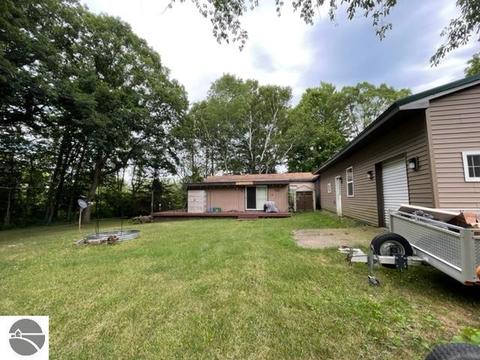 23515 30th Ave, Sears, MI 49679 photo 8