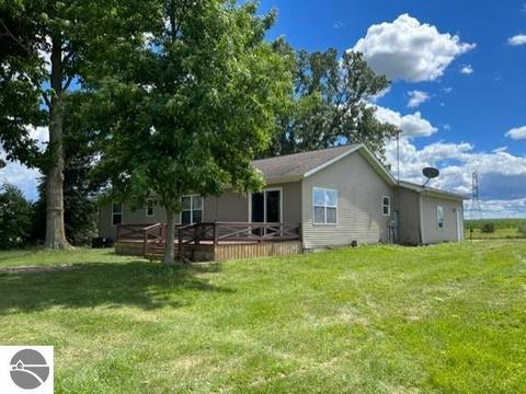 5582 S Wells Rd, Ithaca, MI 48847 photo 17
