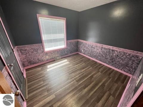 5582 S Wells Rd, Ithaca, MI 48847 photo 9