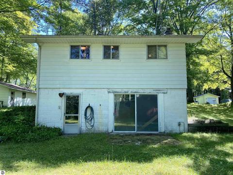 476 Everett Trl, Hale, MI 48739 photo 33