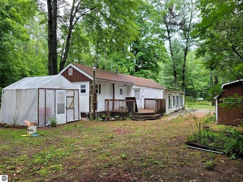 10896 Maple Rd, Mesick, MI 49668 photo 16