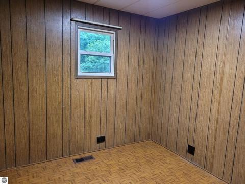 10896 Maple Rd, Mesick, MI 49668 photo 12