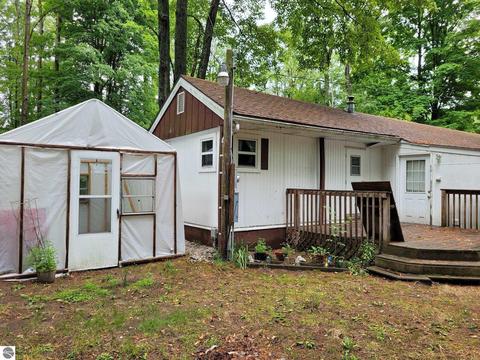 10896 Maple Rd, Mesick, MI 49668 photo 17