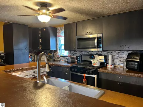 3614 Ash Rd, Harrison, MI 48625 photo 7