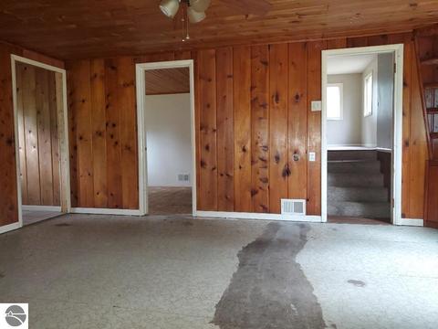 6960 Carpenter Rd, Harrison, MI 48625 photo 9