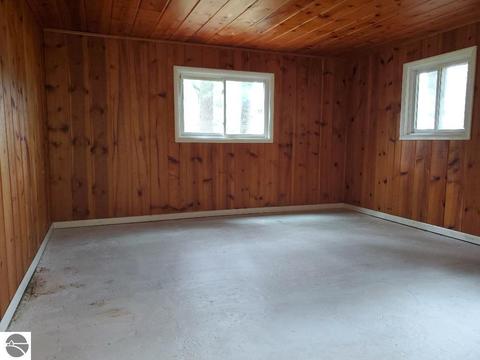 6960 Carpenter Rd, Harrison, MI 48625 photo 17