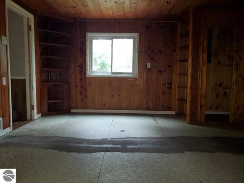 6960 Carpenter Rd, Harrison, MI 48625 photo 10