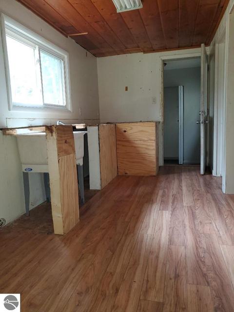 6960 Carpenter Rd, Harrison, MI 48625 photo 20