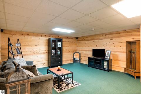 1325 E Baseline Rd, Mount Pleasant, MI 48858 photo 30