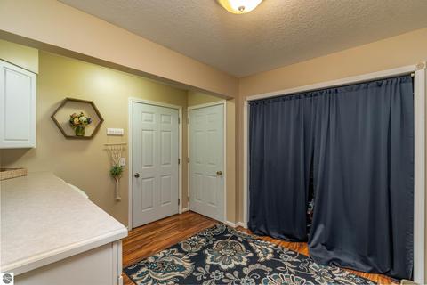 1325 E Baseline Rd, Mount Pleasant, MI 48858 photo 19