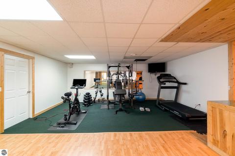 1325 E Baseline Rd, Mount Pleasant, MI 48858 photo 33