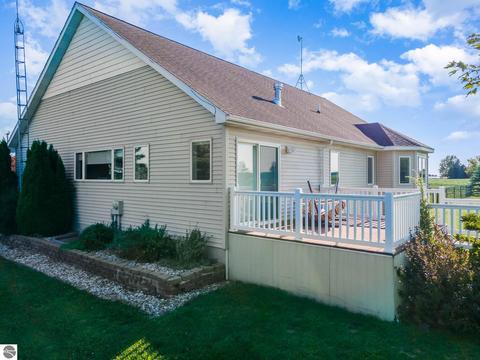 1325 E Baseline Rd, Mount Pleasant, MI 48858 photo 41