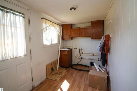 5372 E Baseline Rd, Mount Pleasant, MI 48858 photo 15