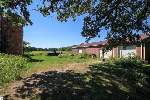 5372 E Baseline Rd, Mount Pleasant, MI 48858 photo 33