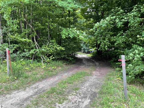3655 W Babbitt Peterson Rd, Frederic, MI 49733 photo 1