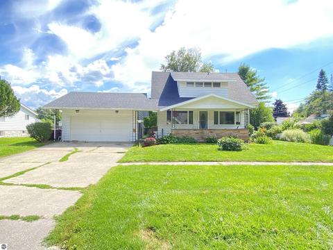 212 E Tyrell St, Saint Louis, MI 48880 photo 1