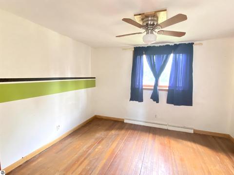 212 E Tyrell St, Saint Louis, MI 48880 photo 8