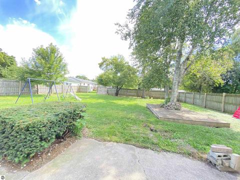212 E Tyrell St, Saint Louis, MI 48880 photo 22