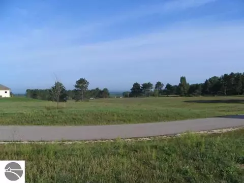 Lot 10 S Meadow Drive, Cadillac, MI 49601