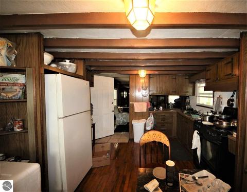 9636 2nd St, Interlochen, MI 49643 photo 2
