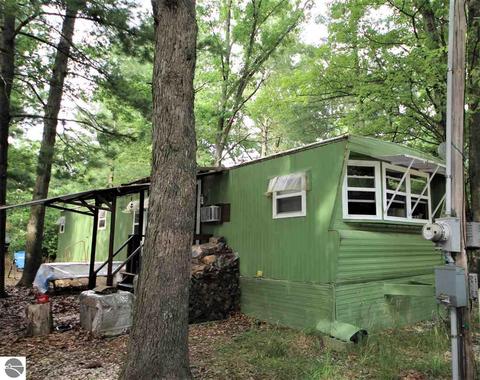 9636 2nd St, Interlochen, MI 49643 photo 9
