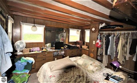 9636 2nd St, Interlochen, MI 49643 photo 7