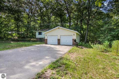 10107 Harmony Dr, Interlochen, MI 49643 photo 46