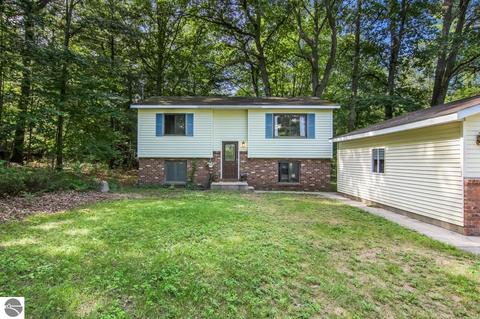 10107 Harmony Dr, Interlochen, MI 49643 photo 38
