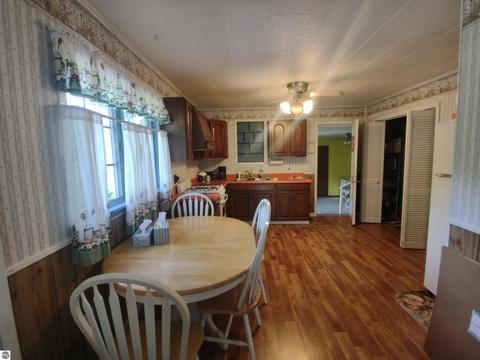 1892 E Huron Rd, Au Gres, MI 48703 photo 6