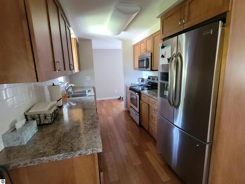187 E Boulevard Dr, Shepherd, MI 48883 photo 7