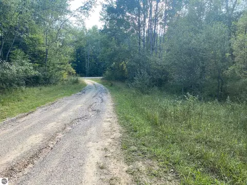 Cowlitz Cove, Evart, MI 49631