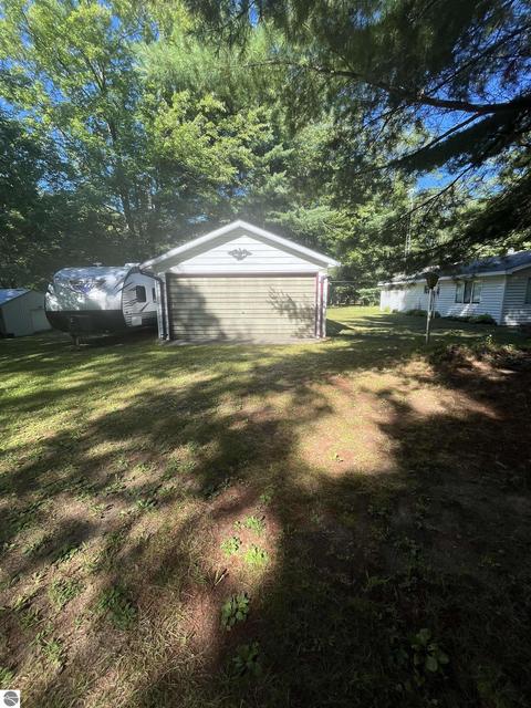 1181 Lavely Rd, Harrison, MI 48625 photo 23