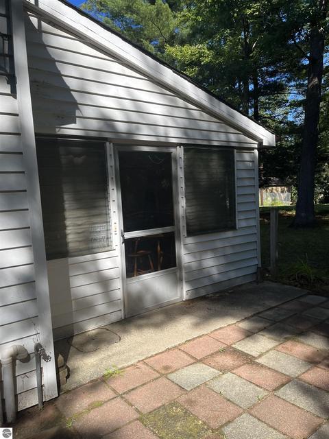 1181 Lavely Rd, Harrison, MI 48625 photo 2