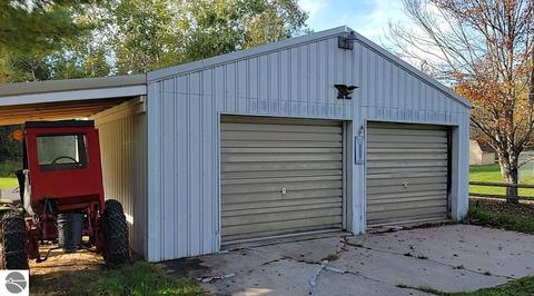 491 S Roberts Rd, Grayling, MI 49738 photo 4