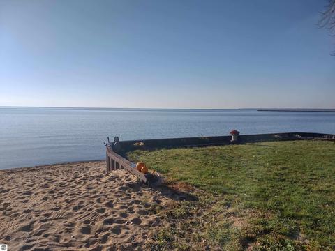 3824 E Michigan Ave, Au Gres, MI 48703 photo 8