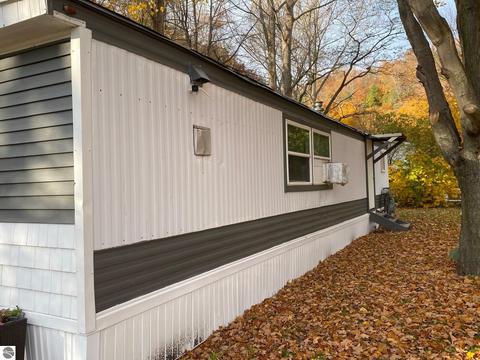 857 Glen Ave, Elberta, MI 49628 photo 13