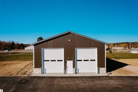 3081 Lucky Dog Ln UNIT 9, Traverse City, MI 49685