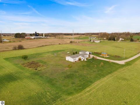 4433 Hamlin Rd, Grawn, MI 49637 photo 36