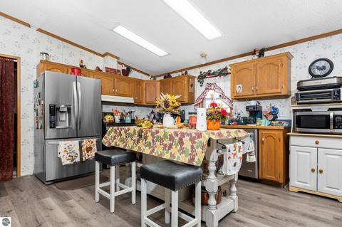 4433 Hamlin Rd, Grawn, MI 49637 photo 11