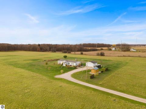 4433 Hamlin Rd, Grawn, MI 49637 photo 37