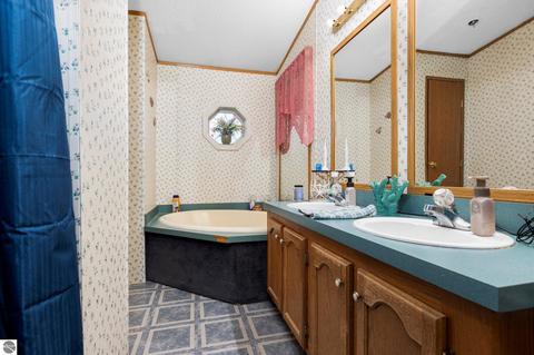 4433 Hamlin Rd, Grawn, MI 49637 photo 20