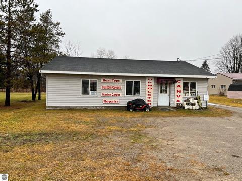 3651 M-65, Hale, MI 48739