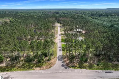1849 Cascade Trl, Traverse City, MI 49685