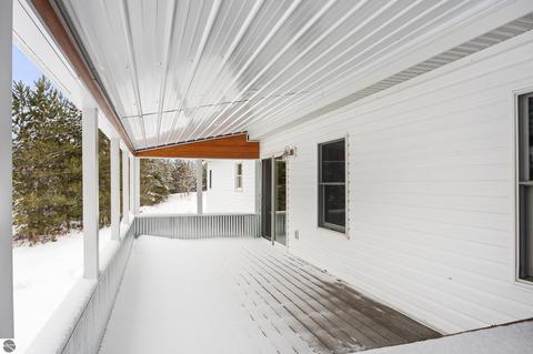 7383 Nowak Rd, Vanderbilt, MI 49795 photo 4