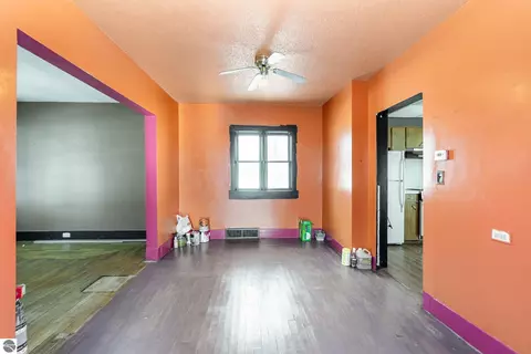 624 N River Ave, Alma, MI 48801 photo 5