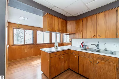 624 N River Ave, Alma, MI 48801 photo 7