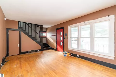 624 N River Ave, Alma, MI 48801 photo 3